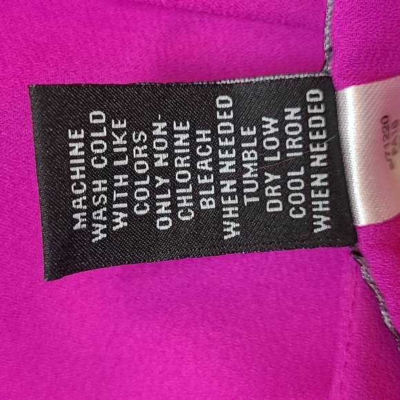 INC INTERNATIONAL CONCEPTS FUCHSIA LONG SLEEVE V NECK CROSSOVER BLOUSE - Picture 13 of 14